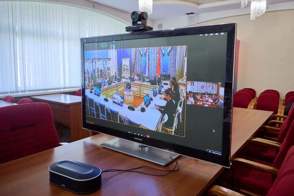 Депутаты Законодательного Собрания Владимирской области и их коллеги из парламента Санкт-Петербурга в режиме ВКС провели «круглый стол» на тему «Брошенные и неиспользуемые автотранспортные средства на городских улицах:... Депутаты Законодательного Собрания Владимирской области и их коллеги из парламента Санкт-Петербурга в режиме ВКС провели «круглый стол» на тему «Брошенные и неиспользуемые автотранспортные средства на городских улицах:...