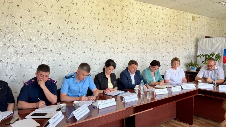 Прокурор Судогодского района Руслан Аннаев принял участие в «Правовом поезде» Прокурор Судогодского района Руслан Аннаев принял участие в «Правовом поезде»