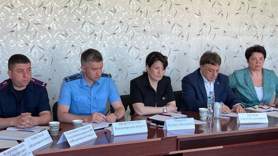 Прокурор Судогодского района Руслан Аннаев принял участие в «Правовом поезде» Прокурор Судогодского района Руслан Аннаев принял участие в «Правовом поезде»