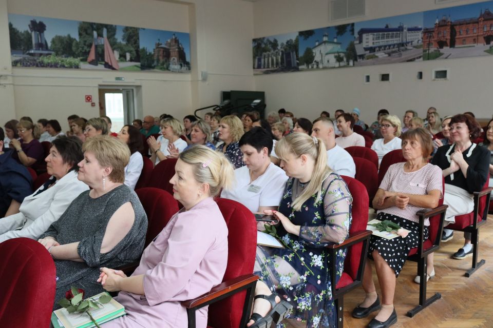 В Коврове чествовали медицинских работников В Коврове чествовали медицинских работников
