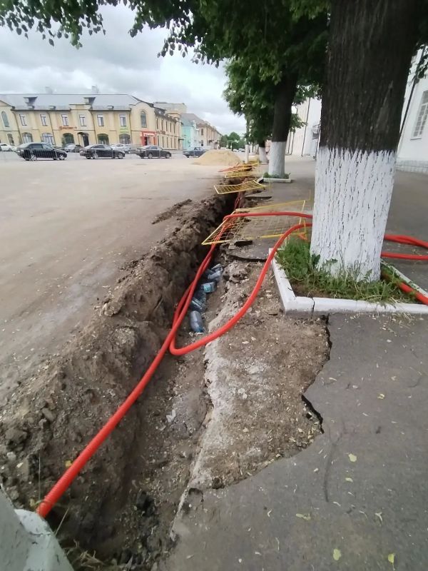 В Александрове прокурор требует от подрядчика надлежащего ведения работ в рамках муниципального контракта В Александрове прокурор требует от подрядчика надлежащего ведения работ в рамках муниципального контракта