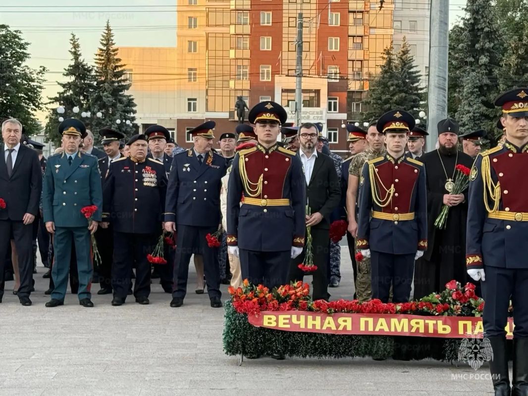 День памяти и скорби: 85 лет с начала Великой Отечественной войны День памяти и скорби: 85 лет с начала Великой Отечественной войны