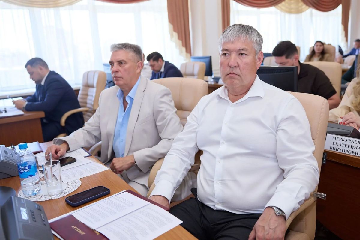 В рамках «Правительственного часа» депутаты Законодательного Собрания обсудили доклад Министра молодёжной политики Елены Яниной о работе по достижению национальных целей развития в молодёжной сфере В рамках «Правительственного часа» депутаты Законодательного Собрания обсудили доклад Министра молодёжной политики Елены Яниной о работе по достижению национальных целей развития в молодёжной сфере
