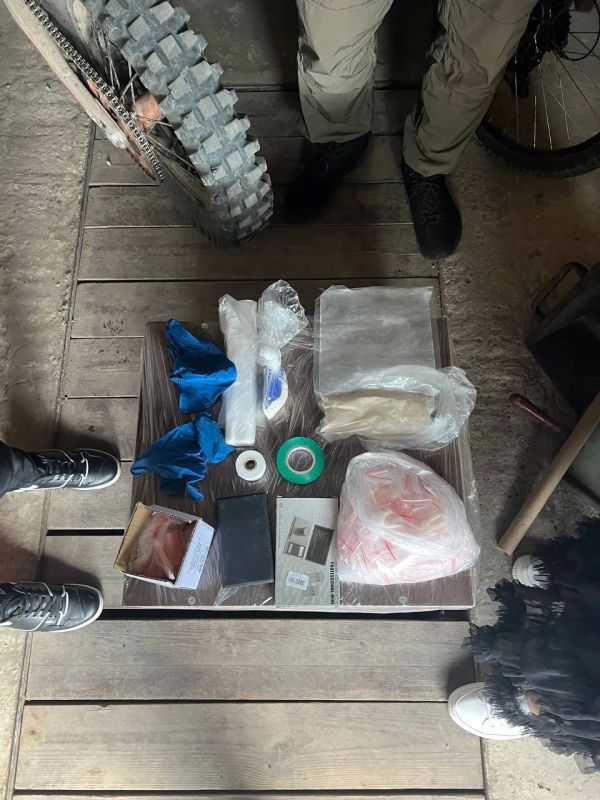 Прокуратура Владимирской области направила в суд уголовное дело о попытке сбыта почти более килограмма синтетических наркотиков Прокуратура Владимирской области направила в суд уголовное дело о попытке сбыта почти более килограмма синтетических наркотиков