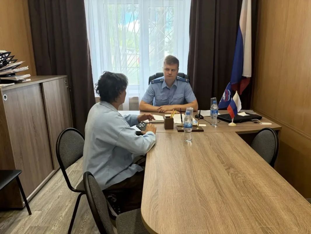 Прокурор Камешковского района и его заместите провели выездные приемы граждан на территории Камешковского муниципального округа Прокурор Камешковского района и его заместите провели выездные приемы граждан на территории Камешковского муниципального округа