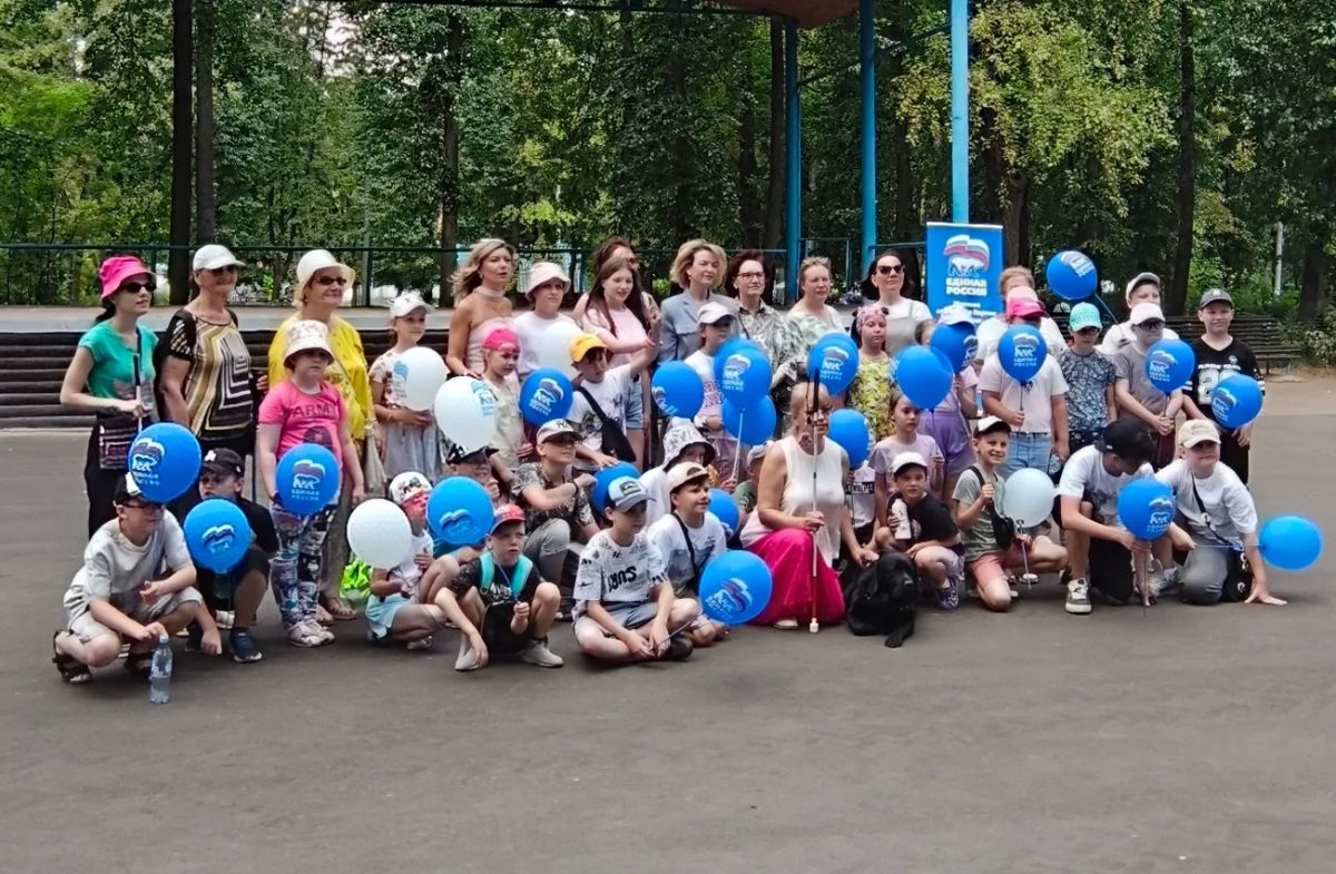Юные ковровчане познакомились со служебными собаками-проводниками Юные ковровчане познакомились со служебными собаками-проводниками