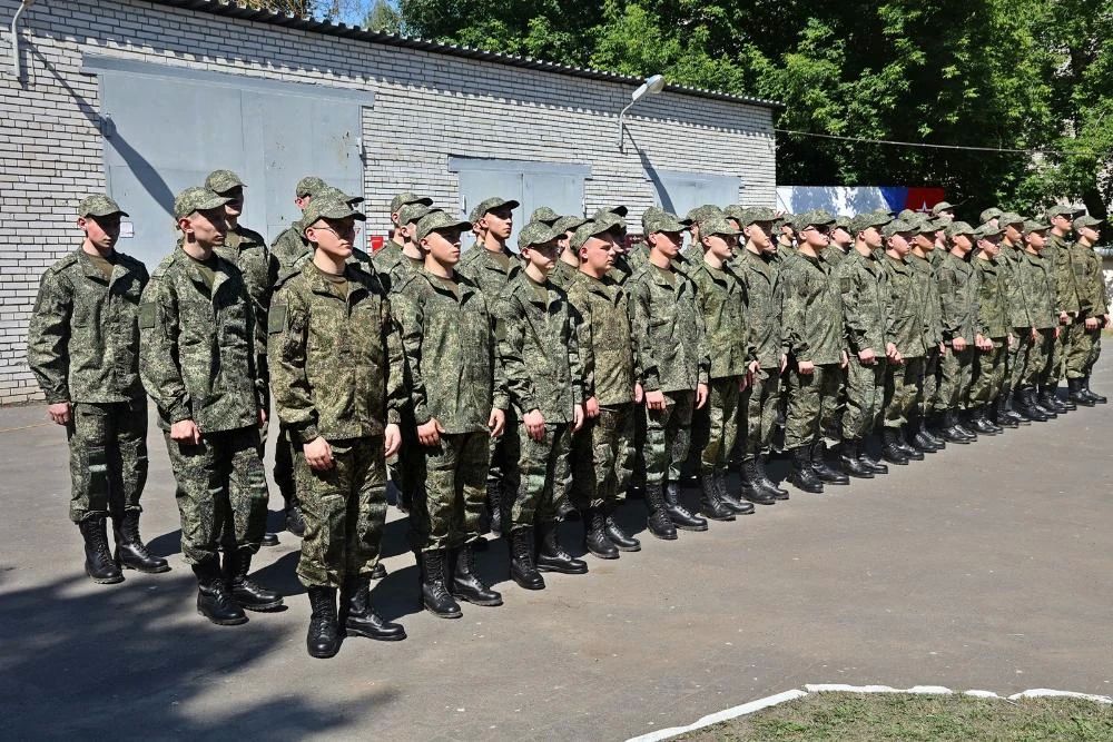 50 призывников Владимирской области отправились на военную службу в научно-производственной роте 50 призывников Владимирской области отправились на военную службу в научно-производственной роте