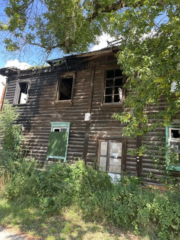 В Красной Горбатке по требованию прокурора снесено аварийное здание В Красной Горбатке по требованию прокурора снесено аварийное здание