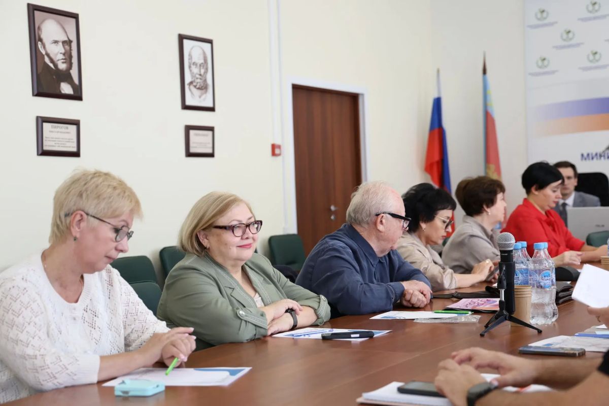 17 июля 2026 года Президент Общероссийской общественной организации «Общество врачей Российской Федерации», академик Российской академии наук Олег Олегович Янушевич посетил Владимирскую область 17 июля 2026 года Президент Общероссийской общественной организации «Общество врачей Российской Федерации», академик Российской академии наук Олег Олегович Янушевич посетил Владимирскую область