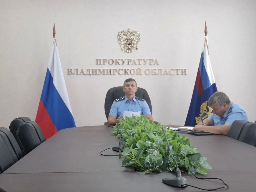 Заместитель прокурора области Евгений Ортиков провел личный приём граждан в Судогодском муниципальном округе Заместитель прокурора области Евгений Ортиков провел личный приём граждан в Судогодском муниципальном округе