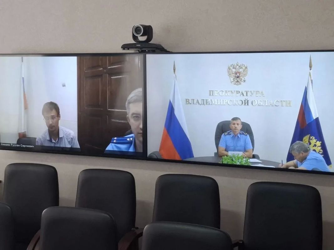 Заместитель прокурора области Евгений Ортиков провел личный приём граждан в Судогодском муниципальном округе Заместитель прокурора области Евгений Ортиков провел личный приём граждан в Судогодском муниципальном округе