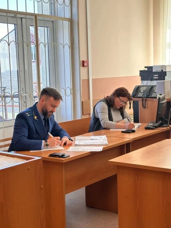 Во Владимирской области прокуратура помогла участнику специальной военной операции получить единовременную денежную выплату Во Владимирской области прокуратура помогла участнику специальной военной операции получить единовременную денежную выплату