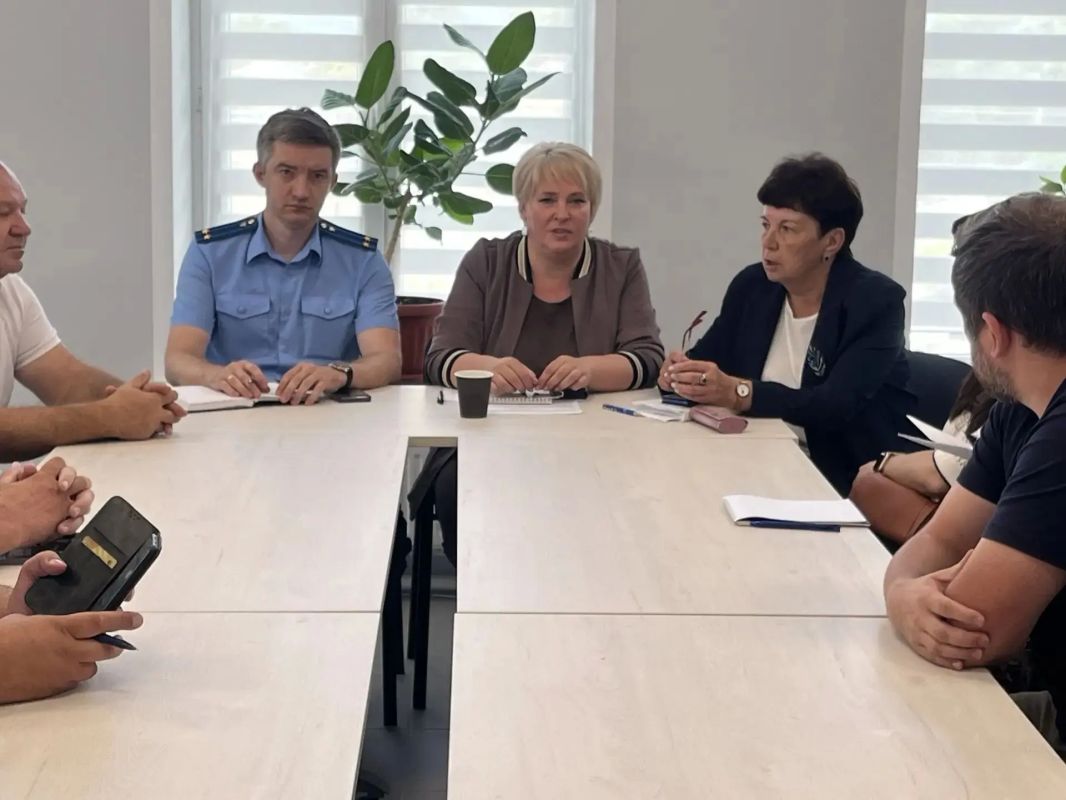 В Судогде прокурор района Руслан Аннаев рассказал местному печатному изданию об основных направлениях работы надзорного ведомства В Судогде прокурор района Руслан Аннаев рассказал местному печатному изданию об основных направлениях работы надзорного ведомства