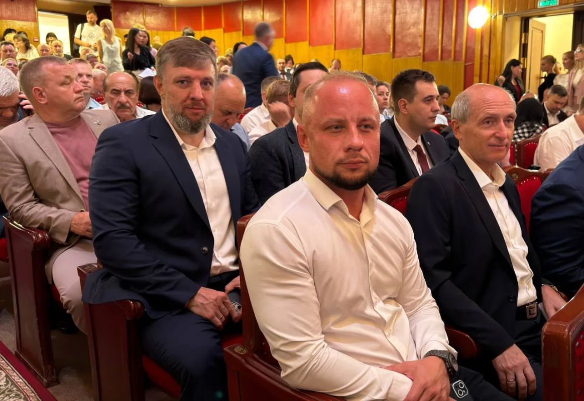 Сергей Волков: На заседании Совета народных депутатов завершился ежегодный отчёт о работе администрации города Сергей Волков: На заседании Совета народных депутатов завершился ежегодный отчёт о работе администрации города