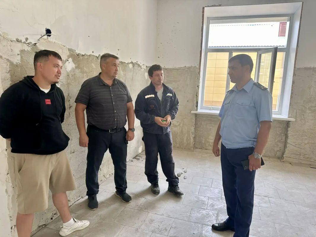 Ковровской городской прокуратурой организована проверка исполнения подрядчиком контрактных обязательств по капитальному ремонту Иваново-Эсинской общеобразовательной школы Ковровской городской прокуратурой организована проверка исполнения подрядчиком контрактных обязательств по капитальному ремонту Иваново-Эсинской общеобразовательной школы