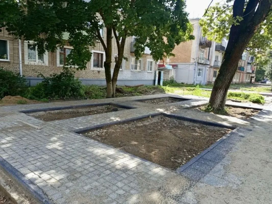 В Александрове продолжается поэтапное обновление центральной улицы Ленина В Александрове продолжается поэтапное обновление центральной улицы Ленина