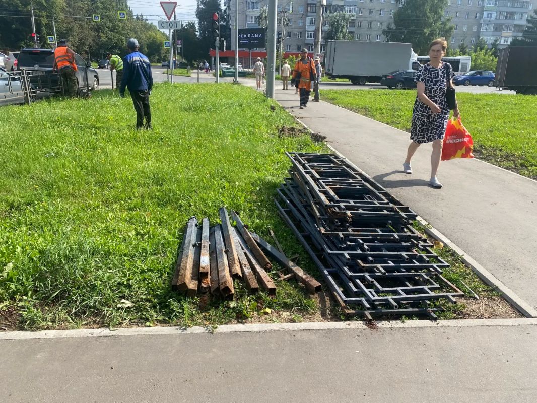 Во Владимире на Юбилейной переносят пешеходный переход Во Владимире на Юбилейной переносят пешеходный переход