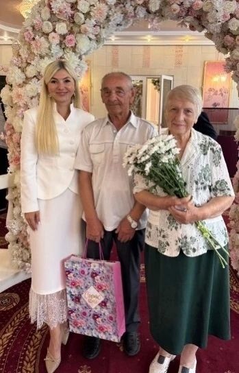 Во Дворце бракосочетания Владимира чествовали юбиляров семейной жизни Во Дворце бракосочетания Владимира чествовали юбиляров семейной жизни