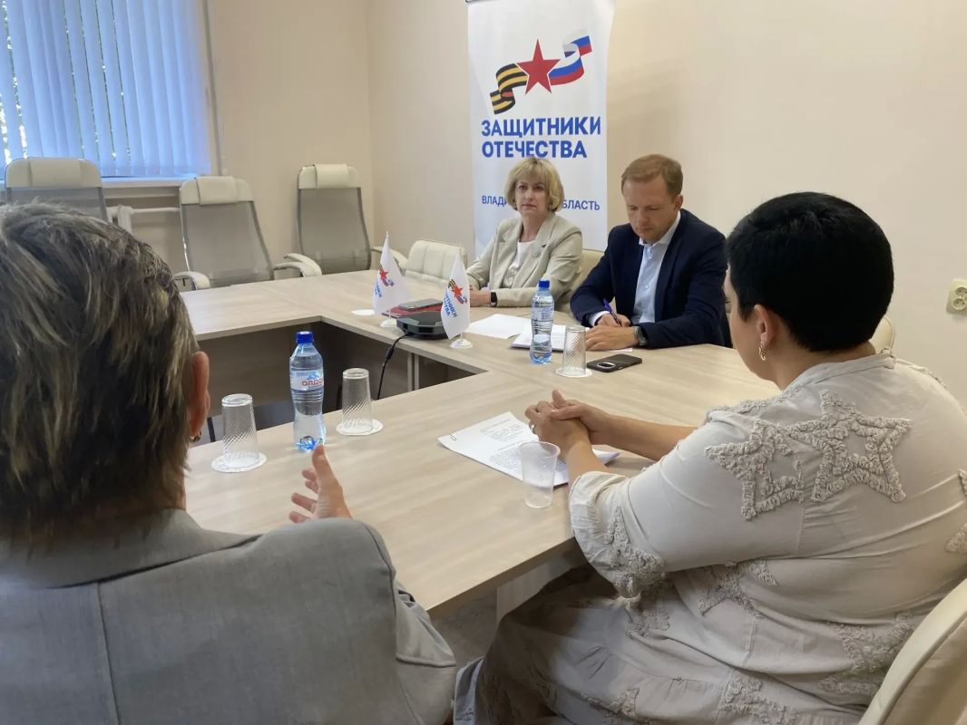 Во владимирском филиале Государственного фонда «Защитники Отечества»состоялся рабочий визит депутата Государственной Думы от Владимирской области Алексея Говырина Во владимирском филиале Государственного фонда «Защитники Отечества»состоялся рабочий визит депутата Государственной Думы от Владимирской области Алексея Говырина