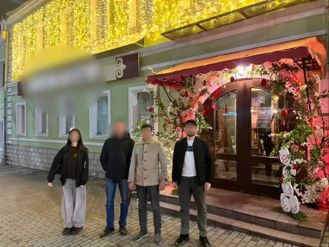Иностранный гражданин признан виновным в даче взятки за сдачу мигрантами экзамена на знание русского языка и организацию незаконной миграции Иностранный гражданин признан виновным в даче взятки за сдачу мигрантами экзамена на знание русского языка и организацию незаконной миграции
