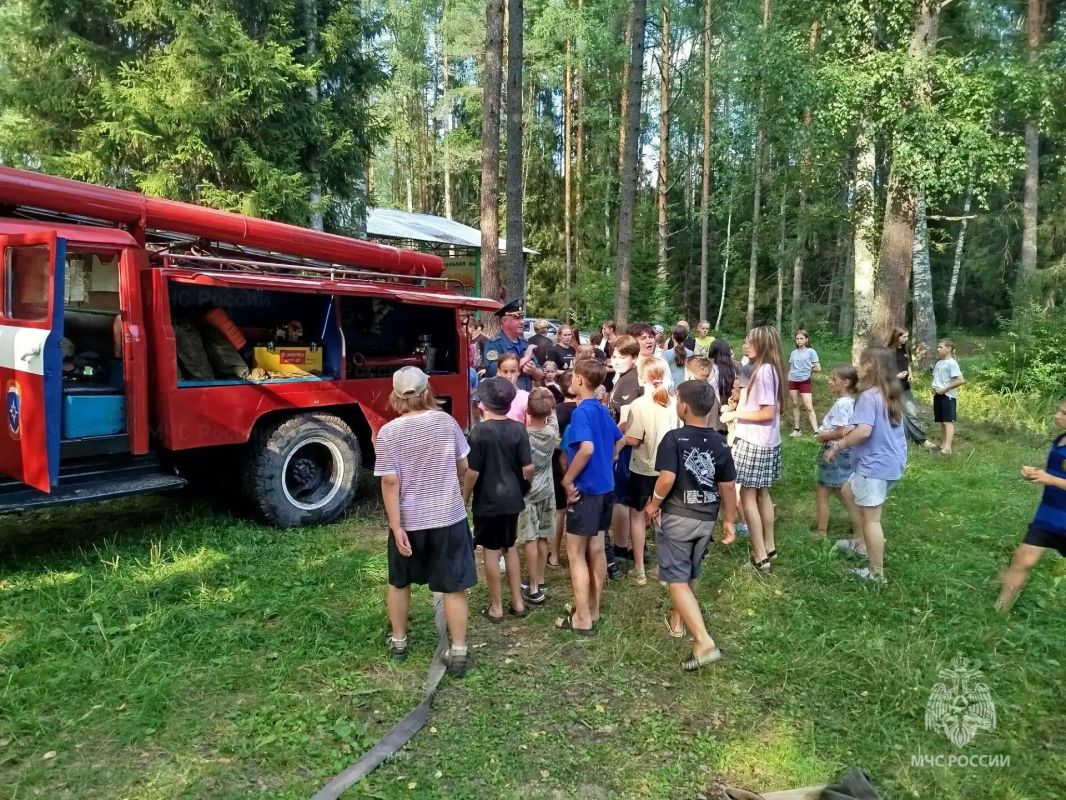 В детском лагере «Сосновый бор» проведён День безопасности В детском лагере «Сосновый бор» проведён День безопасности