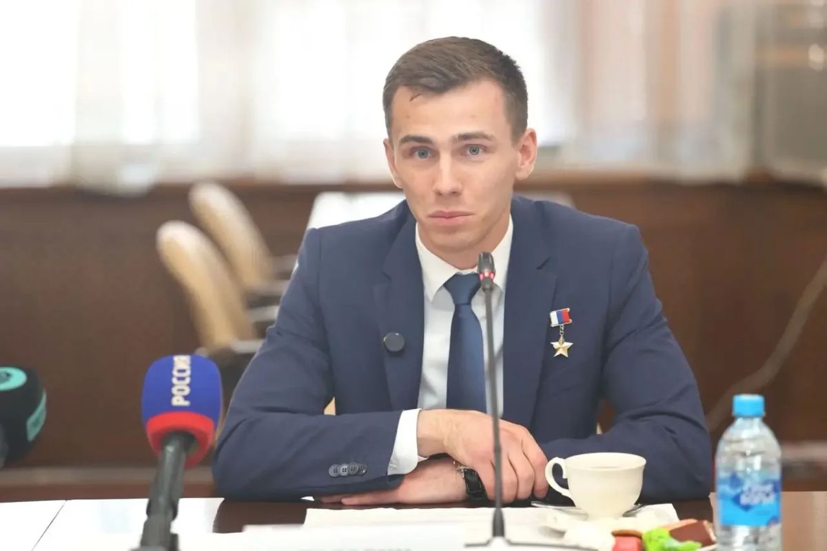 Во Владимирской области обсудили участие ветеранов СВО в патриотическом воспитании молодежи Во Владимирской области обсудили участие ветеранов СВО в патриотическом воспитании молодежи