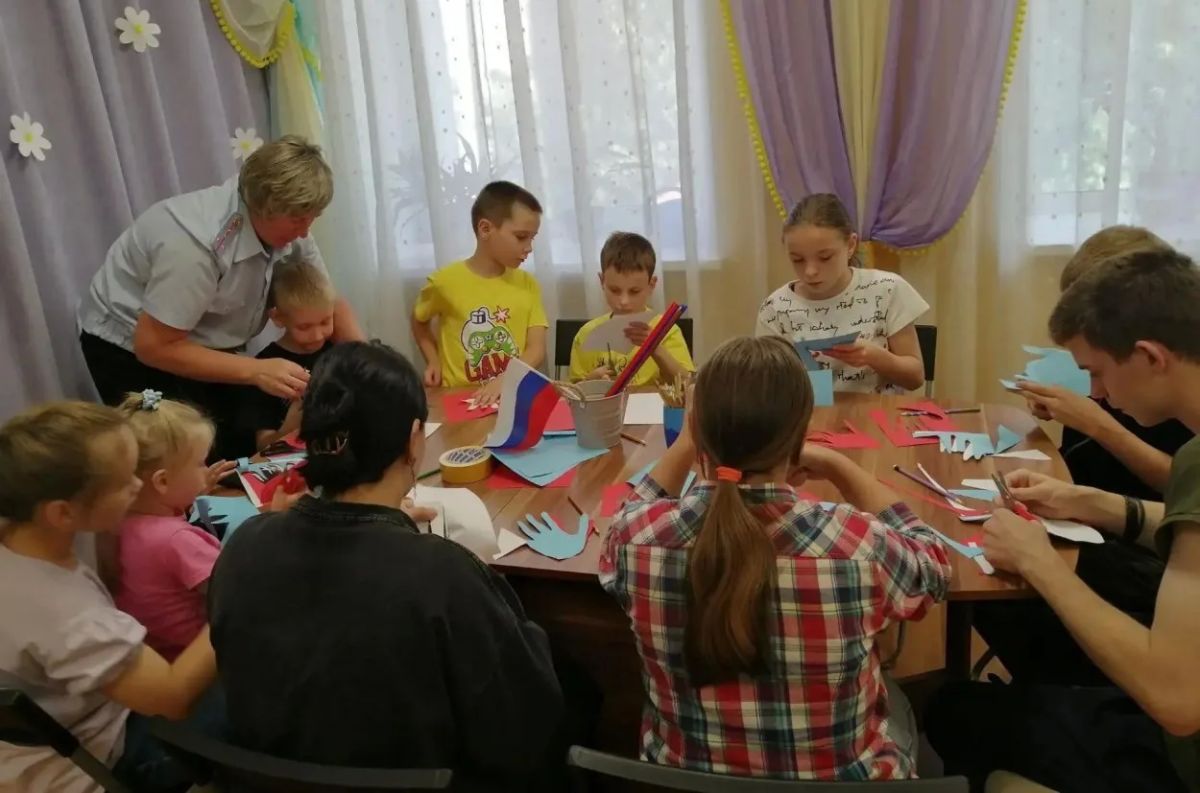 Транспортная полиция Коврова напомнила несовершеннолетним правила безопасности Транспортная полиция Коврова напомнила несовершеннолетним правила безопасности