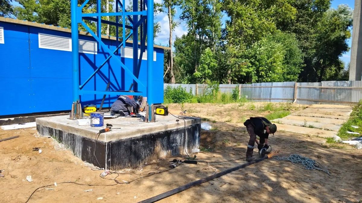В городе Петушки в мкр Катушка идёт монтаж новой блочно-модульной котельной В городе Петушки в мкр Катушка идёт монтаж новой блочно-модульной котельной