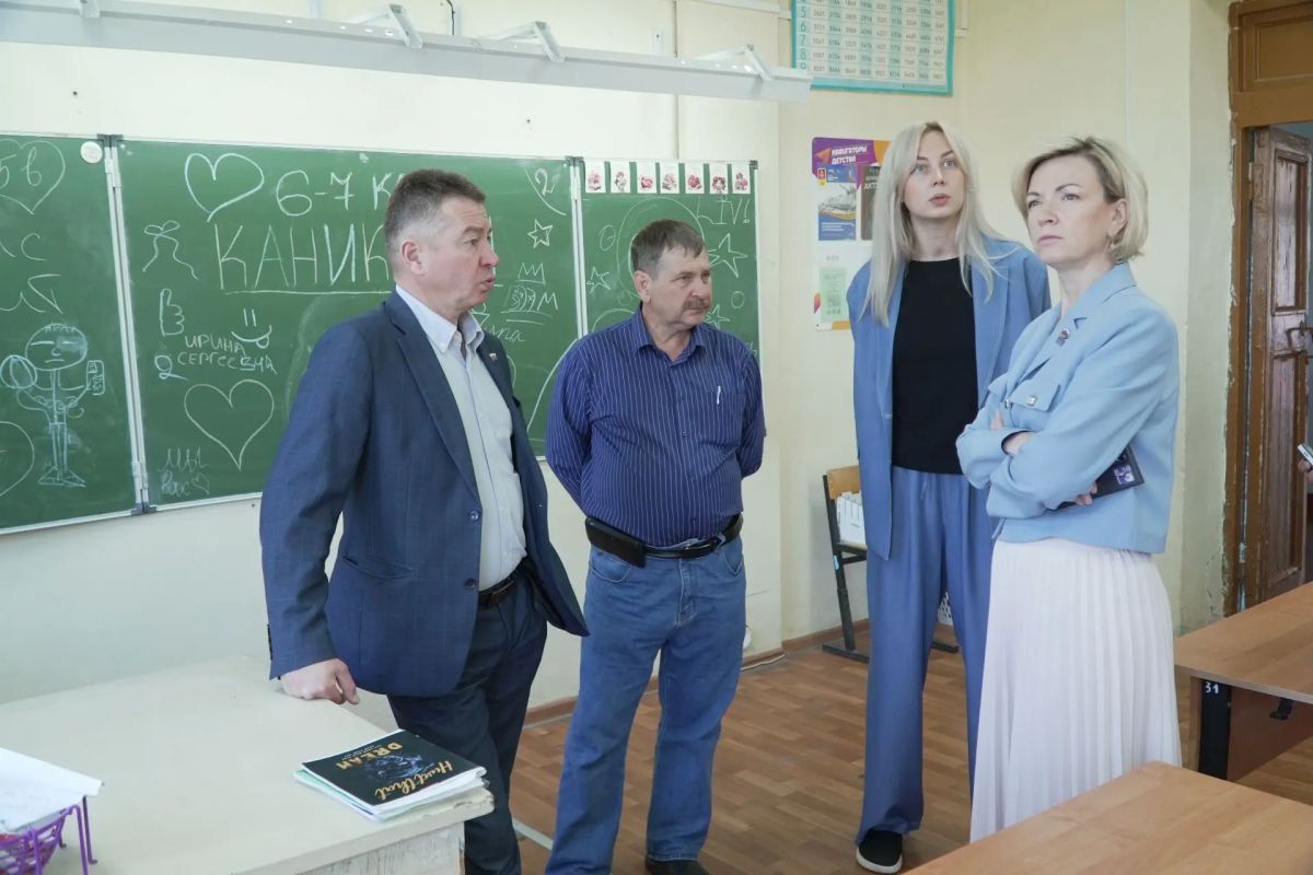 В школе №11 провели ремонт перед началом нового учебного года В школе №11 провели ремонт перед началом нового учебного года