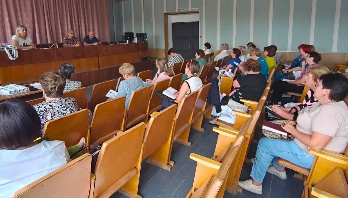 Чтобы выборы-2026 прошли на высоком уровне, более трехсот членов участковых избирательных комиссий Владимирской области начали масштабное обучение Чтобы выборы-2026 прошли на высоком уровне, более трехсот членов участковых избирательных комиссий Владимирской области начали масштабное обучение