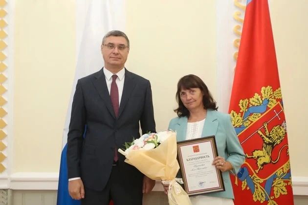 Александр Авдеев вручил госнаграды выдающимся жителям Владимирского региона Александр Авдеев вручил госнаграды выдающимся жителям Владимирского региона