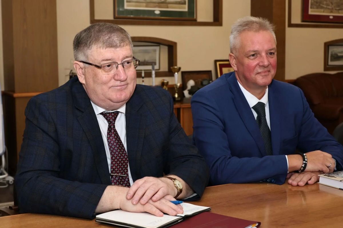 Александр Авдеев: Рабочая встреча с представителями Всероссийского научно-исследовательского института МВД России Александр Авдеев: Рабочая встреча с представителями Всероссийского научно-исследовательского института МВД России