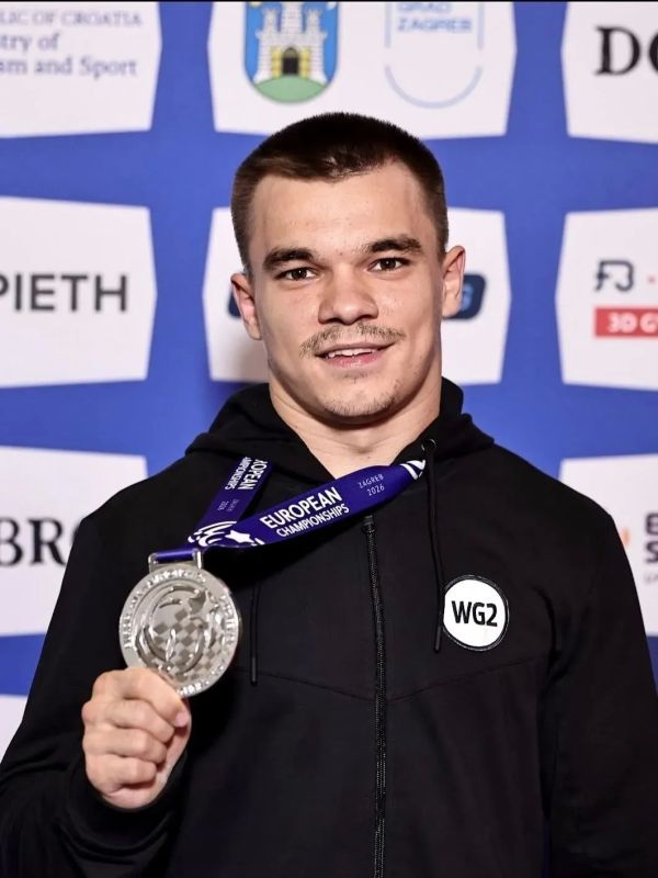 Александр Авдеев: Спортивные итоги недели. На чемпионате и первенстве Европы по спортивной гимнастике в составе сборной команды Илья Заика и Савелий Съедин завоевали командного многоборья Александр Авдеев: Спортивные итоги недели. На чемпионате и первенстве Европы по спортивной гимнастике в составе сборной команды Илья Заика и Савелий Съедин завоевали командного многоборья