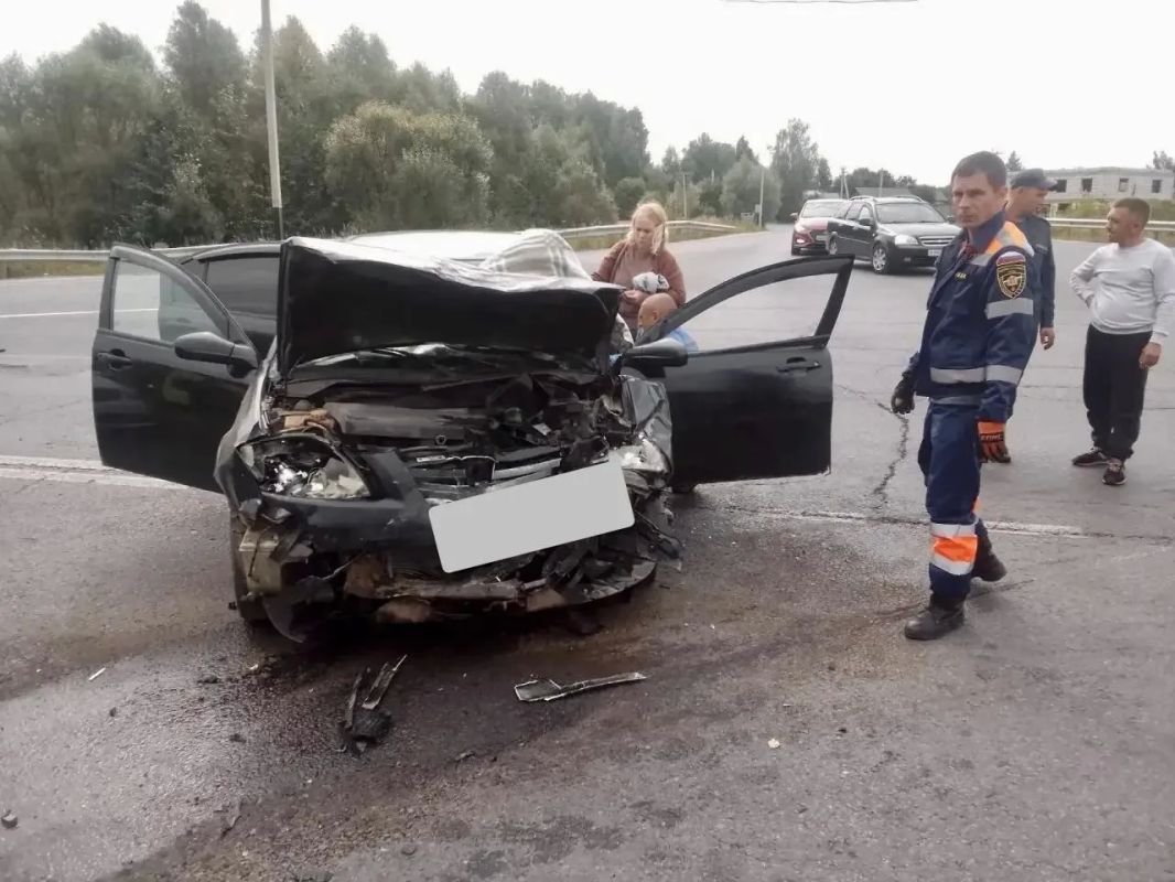 Четыре человека пострадали в ДТП на повороте на Оргтруд Четыре человека пострадали в ДТП на повороте на Оргтруд
