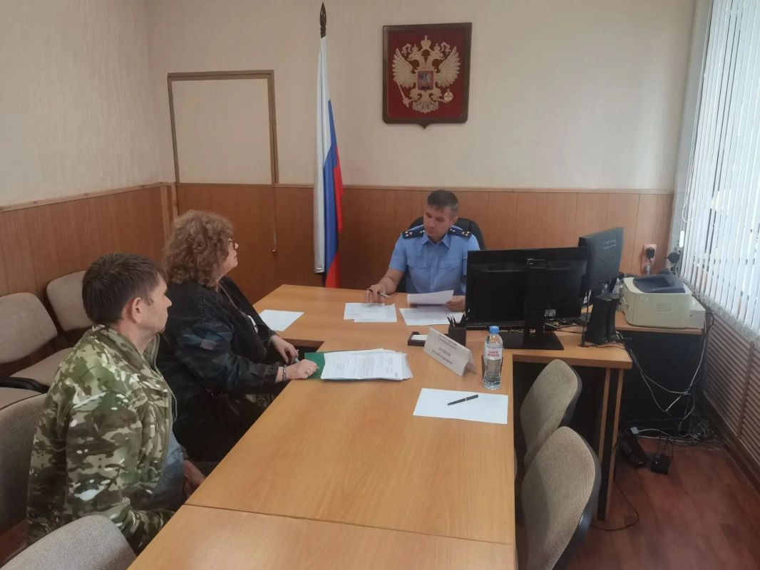 Заместитель прокурора Владимирской области Евгений Ортиков провел приём граждан городе Вязники