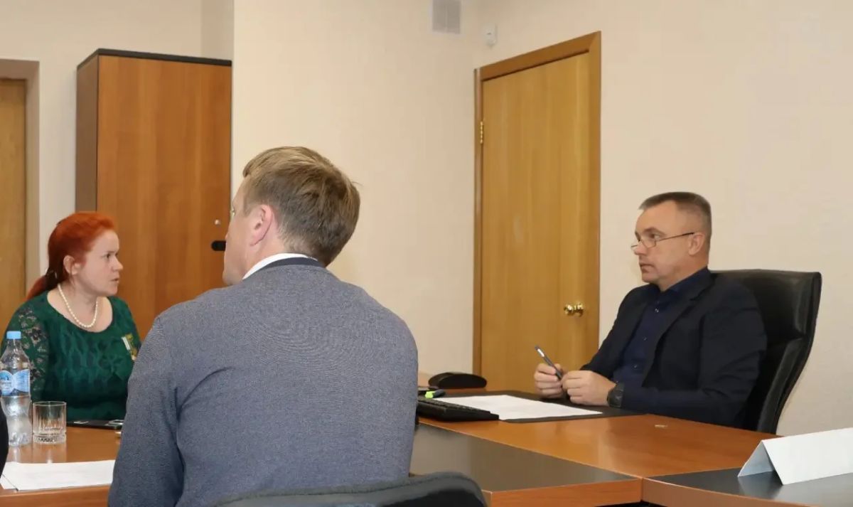 Глава города Сергей Волков провел встречу с жителями Глава города Сергей Волков провел встречу с жителями