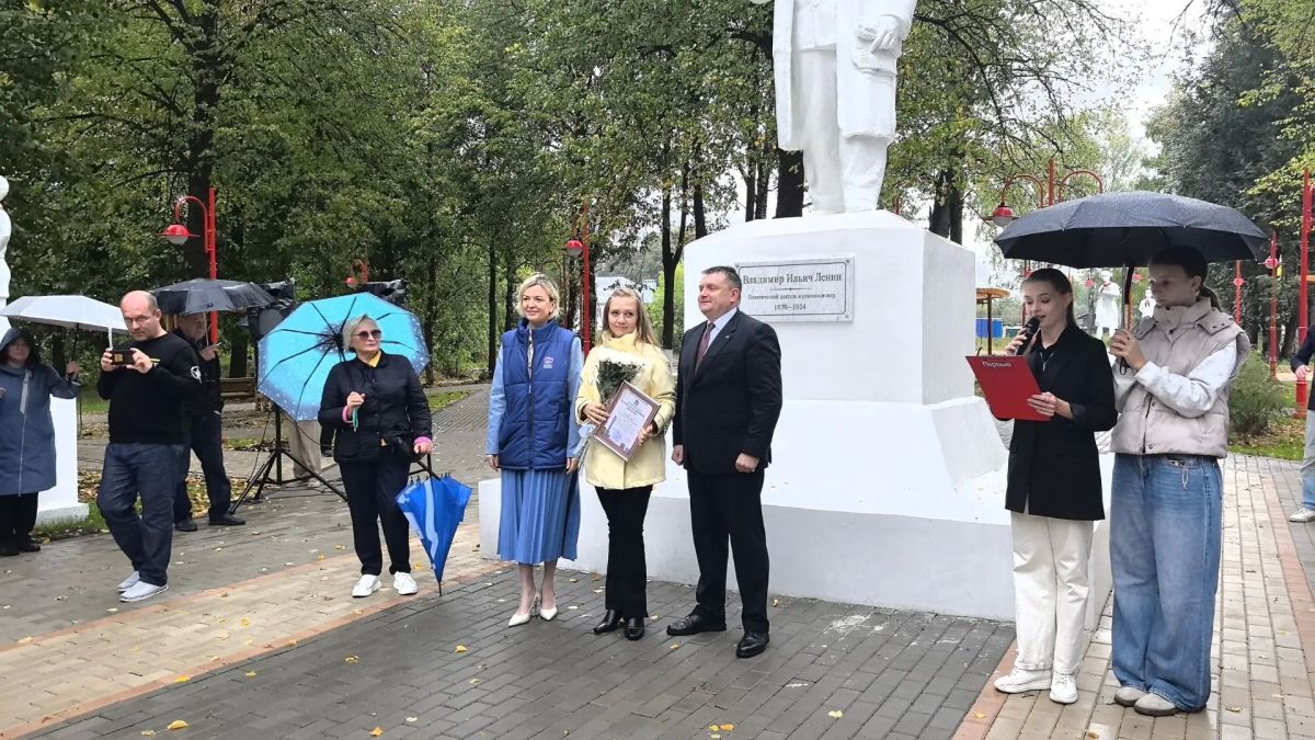 Ковров отметил 248-летие со дня присвоения городского статуса и 493-летие с даты его первого упоминания в истории Ковров отметил 248-летие со дня присвоения городского статуса и 493-летие с даты его первого упоминания в истории