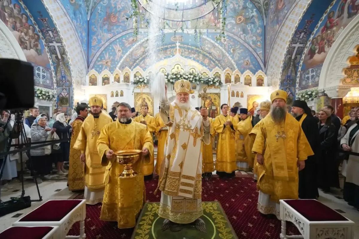 Святейший Патриарх Кирилл освятил храм на территории Федерального научного центра гигиены имени Ф. Ф. Эрисмана