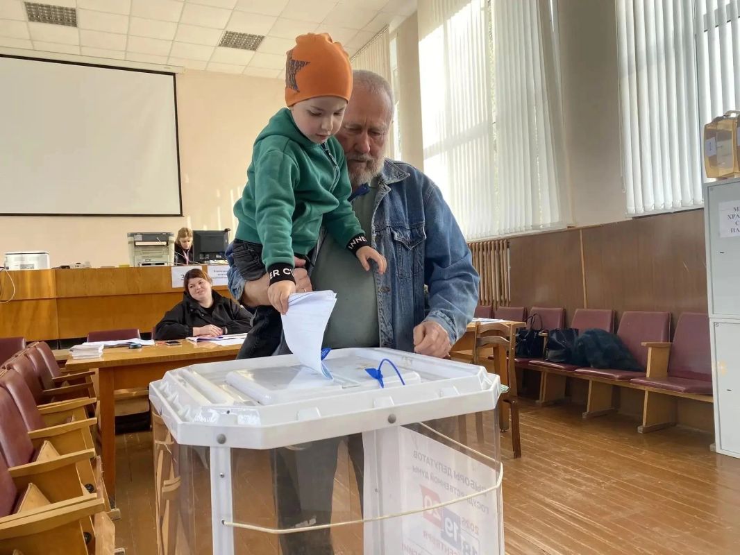 В Суздальском, Меленковском, Кольчугинском округах на участках многолюдно В Суздальском, Меленковском, Кольчугинском округах на участках многолюдно