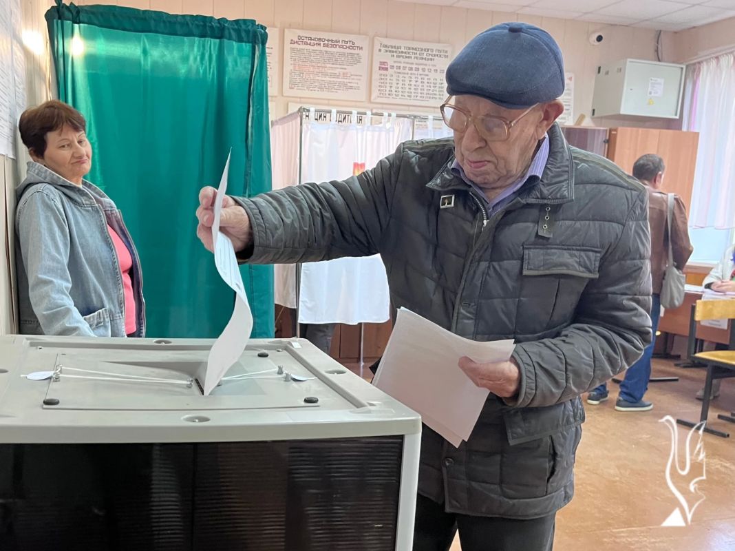 В Гусь-Хрустальном проголосовал ветеран войны Николай Ушаков