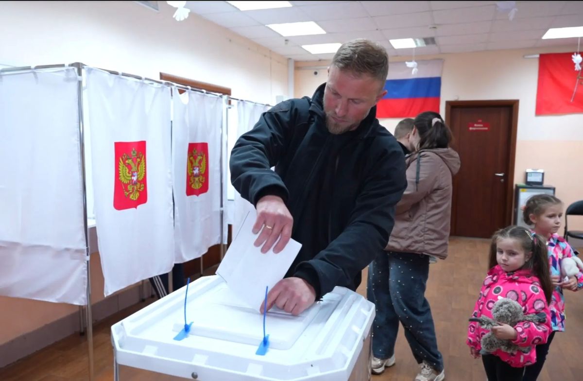 Выдающиеся спортсмены Владимирской области проголосовали на выборах депутатов в Госдуму Выдающиеся спортсмены Владимирской области проголосовали на выборах депутатов в Госдуму