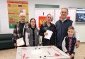 На выборы – все вместе!. Во Владимирской области стало хорошей традицией приходить на избирательный участок всей семьей, голосовать и делать общее фото – два, а то и три поколения в кадре