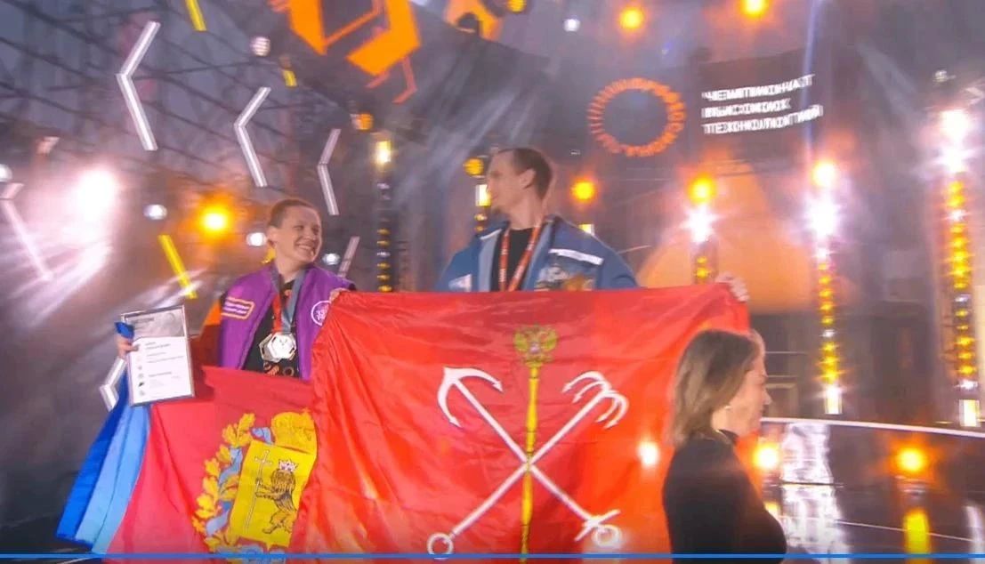 Никита Шилов завоевал золото в финале Чемпионата высоких технологий Никита Шилов завоевал золото в финале Чемпионата высоких технологий