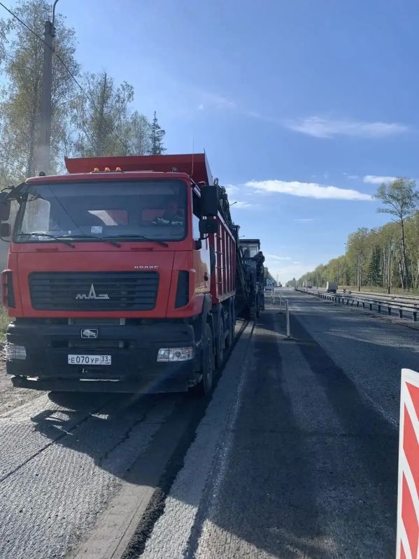 В регионе продолжают приводить в порядок трассу М-7 В регионе продолжают приводить в порядок трассу М-7