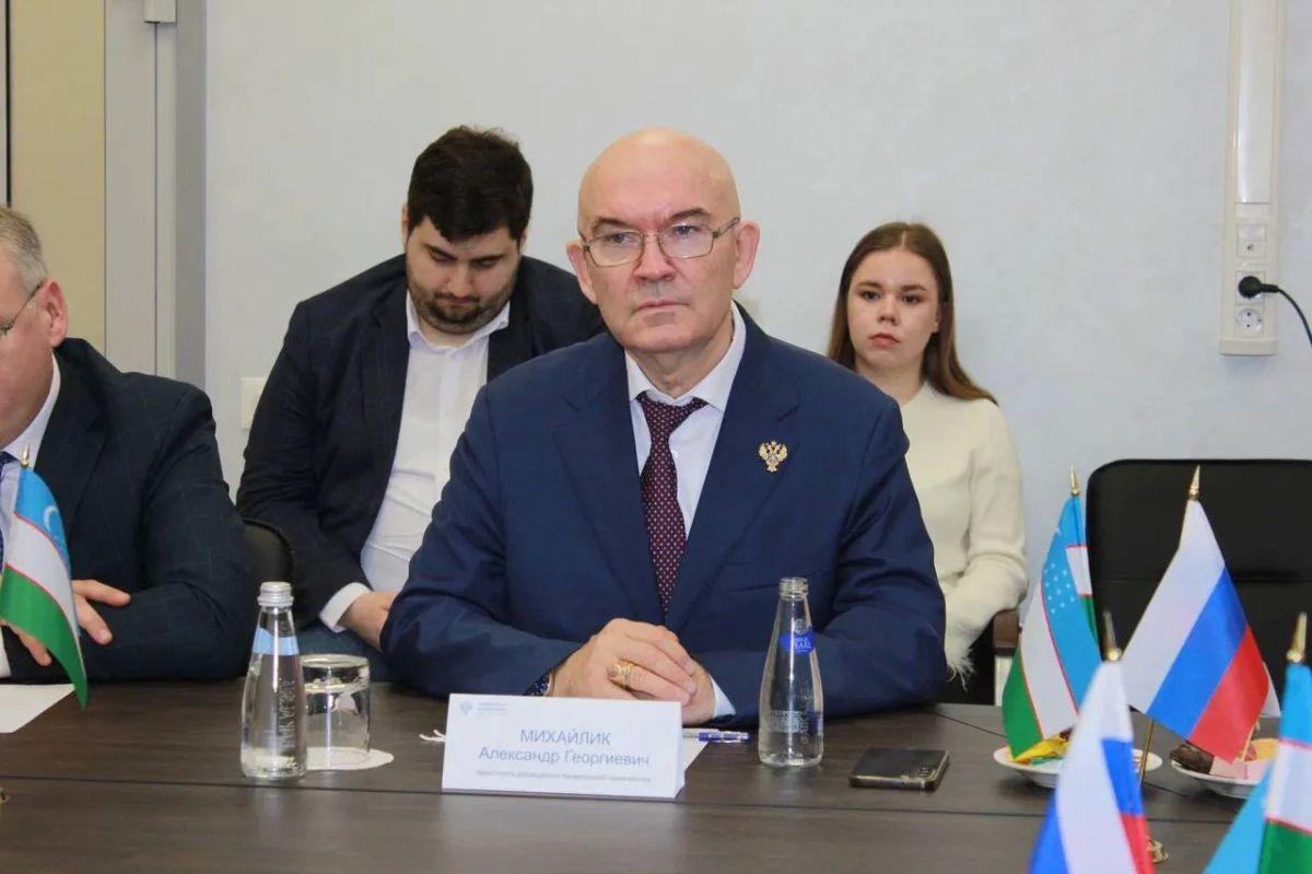 В Федеральном казначействе проходит встреча делегации Республики Узбекистан В Федеральном казначействе проходит встреча делегации Республики Узбекистан