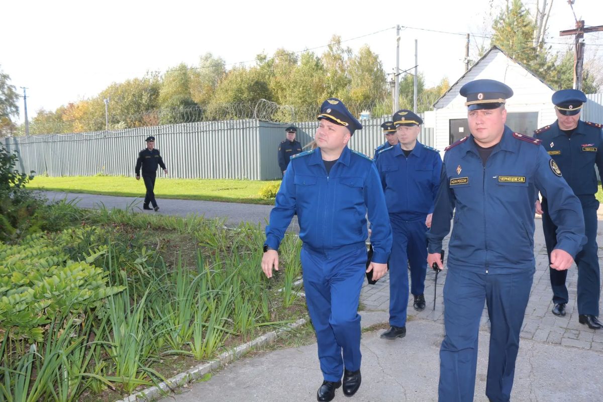 Заместитель прокурора региона Антон Жуков посетил с проверкой колонию-поселение Заместитель прокурора региона Антон Жуков посетил с проверкой колонию-поселение