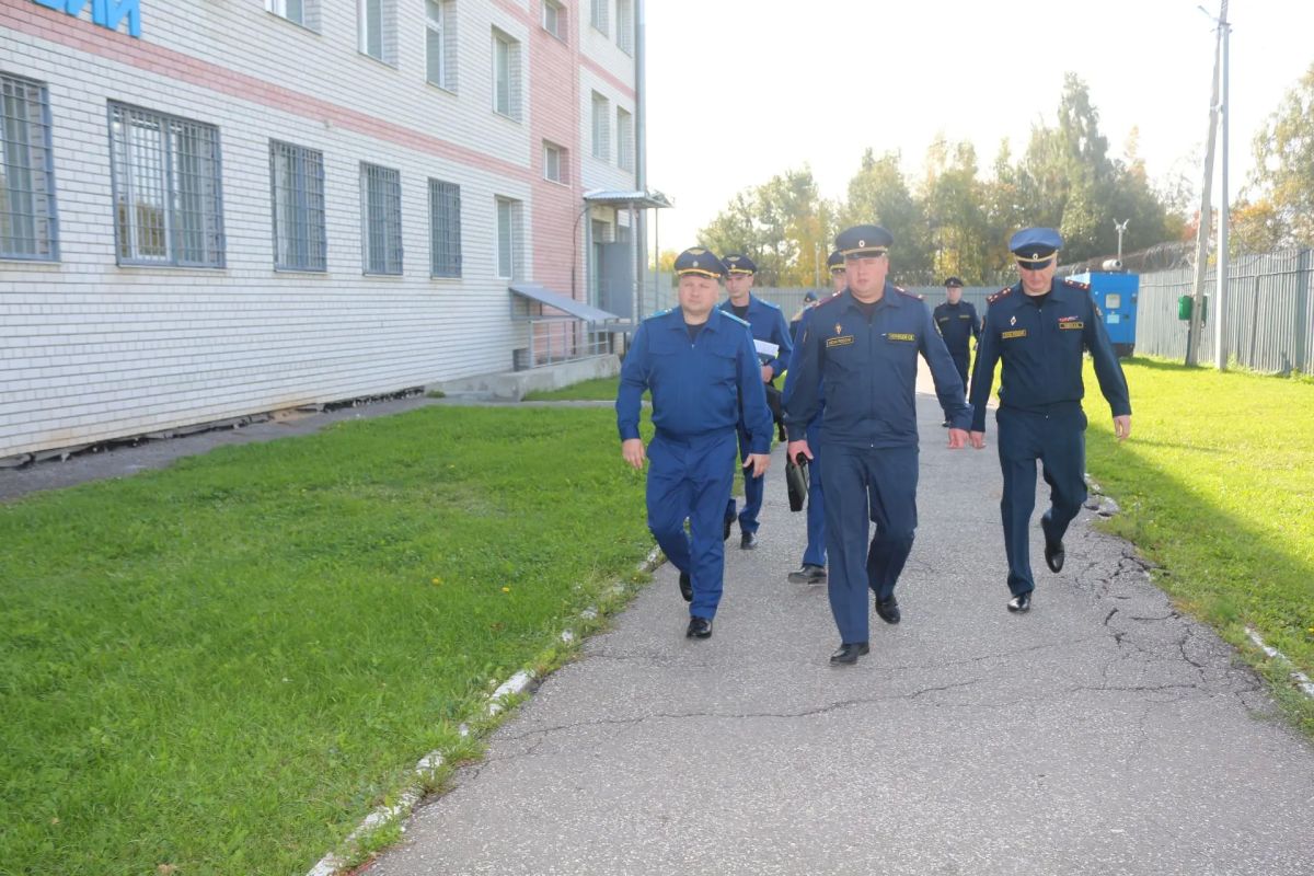 Заместитель прокурора региона Антон Жуков посетил с проверкой колонию-поселение Заместитель прокурора региона Антон Жуков посетил с проверкой колонию-поселение