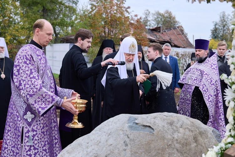 Александр Авдеев: В праздник Воздвижения Владимирскую область с рабочим визитом посетил Патриарх Московский и всея Руси Кирилл Александр Авдеев: В праздник Воздвижения Владимирскую область с рабочим визитом посетил Патриарх Московский и всея Руси Кирилл