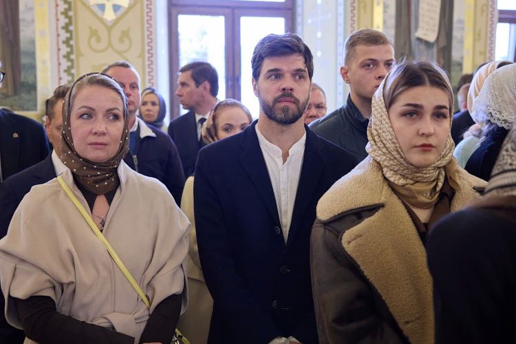 Александр Авдеев: В праздник Воздвижения Владимирскую область с рабочим визитом посетил Патриарх Московский и всея Руси Кирилл Александр Авдеев: В праздник Воздвижения Владимирскую область с рабочим визитом посетил Патриарх Московский и всея Руси Кирилл