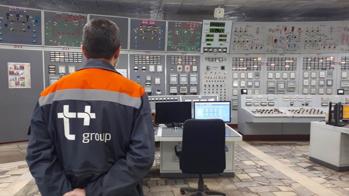 С 30 сентября на перекрестке Верхняя Дуброва и проспекте Ленина меняют схему работы светофора С 30 сентября на перекрестке Верхняя Дуброва и проспекте Ленина меняют схему работы светофора